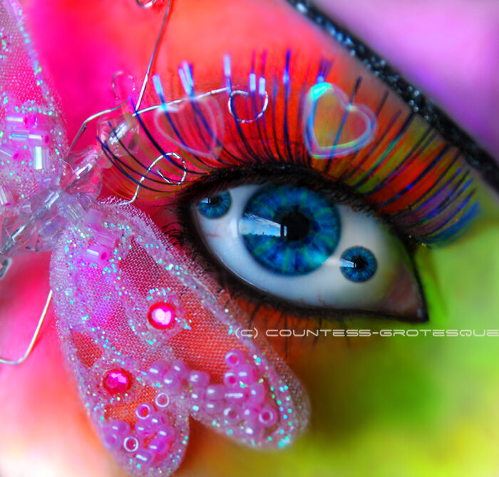 psychedelic_eye_by_grotesquepuppymeow-9358099